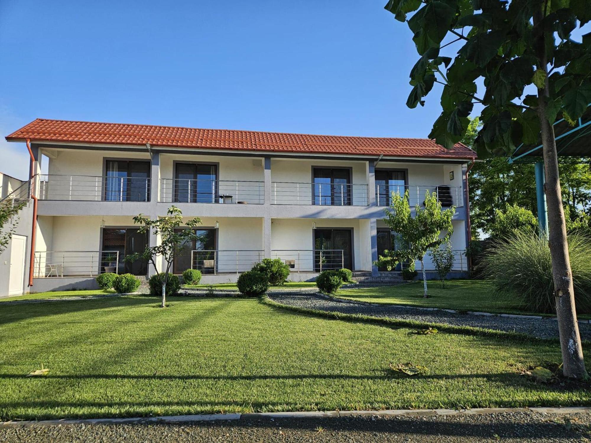Wait'N Sea House Hotel ตูซลา ภายนอก รูปภาพ