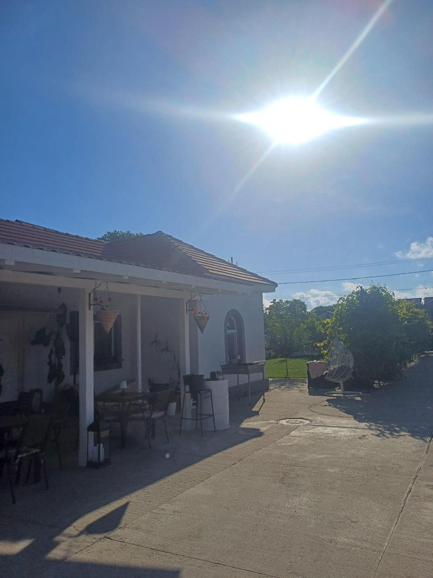 Wait'N Sea House Hotel ตูซลา ภายนอก รูปภาพ